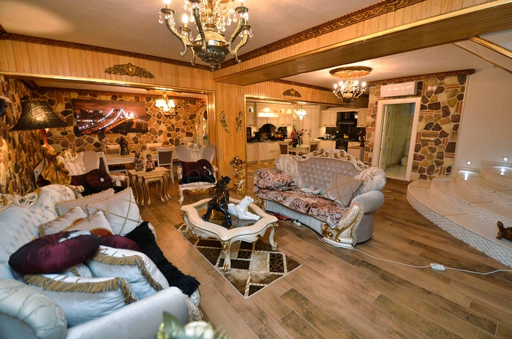 Luxury villas, 5+2 layout in Sarysu - Antalya neighborhood 