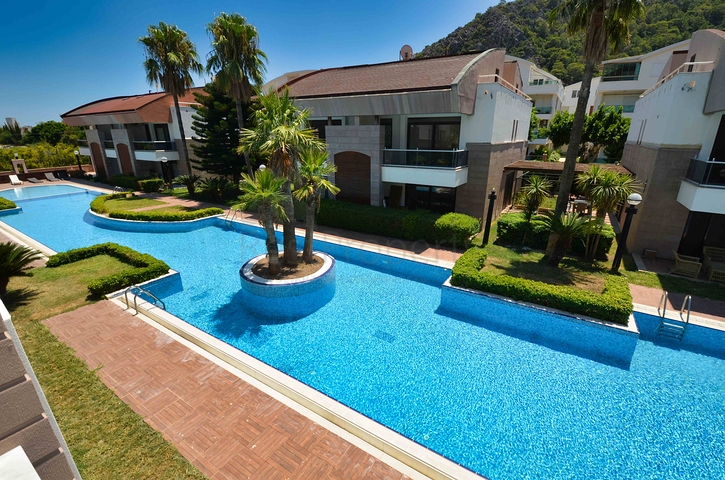 Luxury villas, 5+2 layout in Sarysu - Antalya neighborhood 