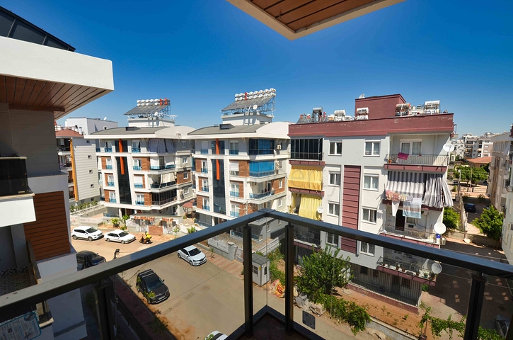4+1 apartments in Antalya city center 