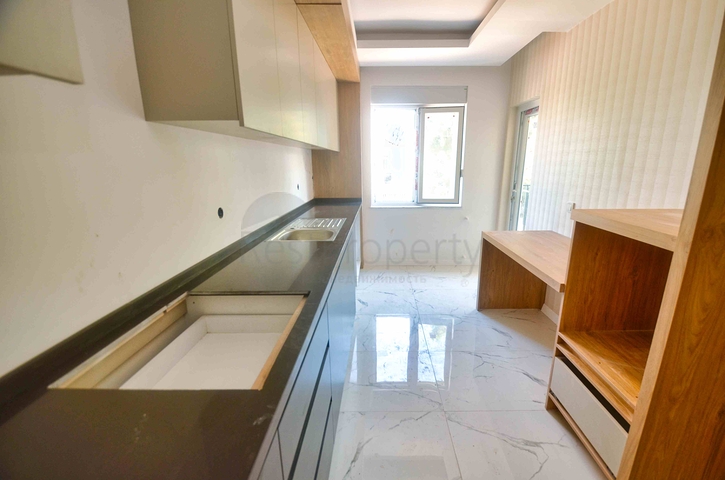 Apartment with a 2+1 swimming pool in Kepez - Antalya area