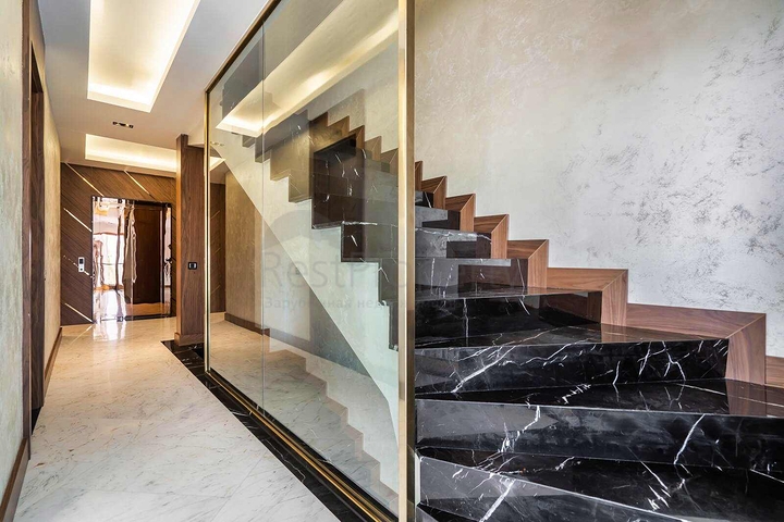 Spacious 6+1 villa in Doshemealti - Antalya area 