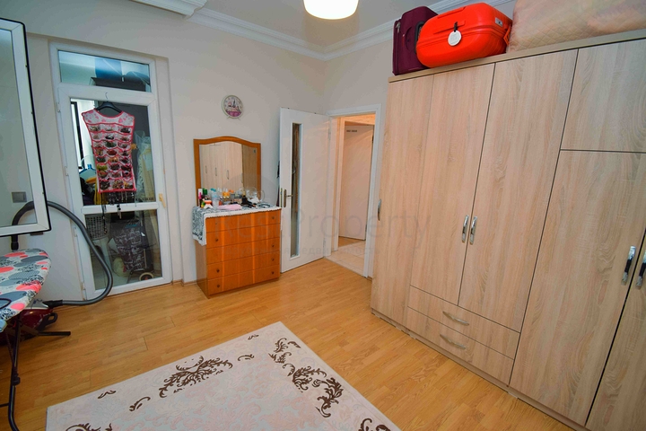 A 4+1 apartment in the Lara Antalya neighborhood A 4+1 apartment in the Lara Antalya neighborhood