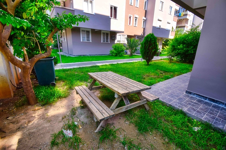 A 4+1 apartment in the Lara Antalya neighborhood A 4+1 apartment in the Lara Antalya neighborhood