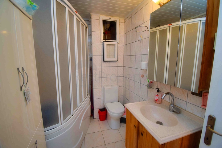 A 4+1 apartment in the Lara Antalya neighborhood A 4+1 apartment in the Lara Antalya neighborhood