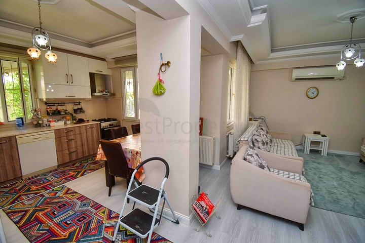 A 4+1 apartment in the Lara Antalya neighborhood A 4+1 apartment in the Lara Antalya neighborhood