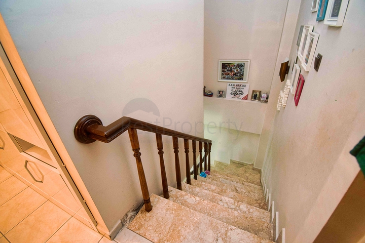 A 4+1 apartment in the Lara Antalya neighborhood A 4+1 apartment in the Lara Antalya neighborhood