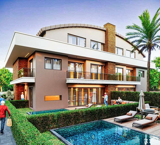 Spacious 5+1 villa in the Mall of Yusuf Antalya 