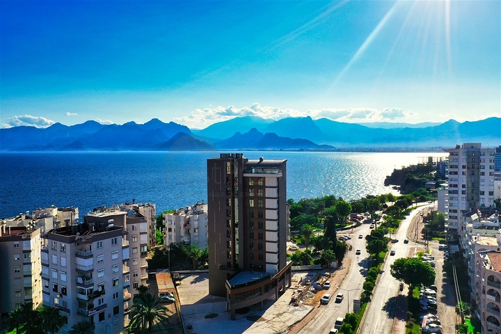 Investment project with sea view in Antalya city center