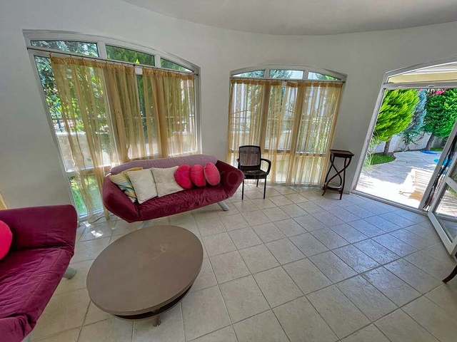 3+1 villa of 320 m2 in Belek area