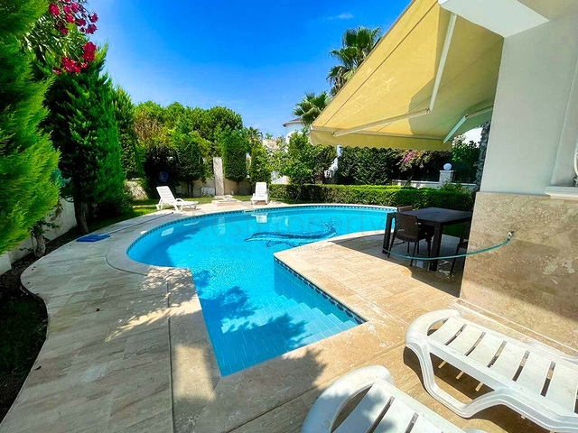 3+1 villa of 320 m2 in Belek area