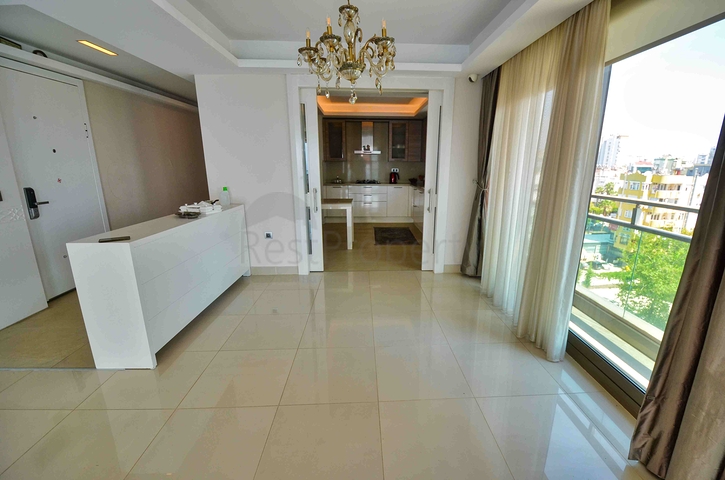 A 5+1 apartment in the Lara Antalya neighborhood 
