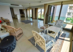 A 5+1 apartment in the Lara Antalya neighborhood 