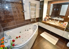 A 4+1 apartment in the Bakhchelievler - Antalya neighborhood 