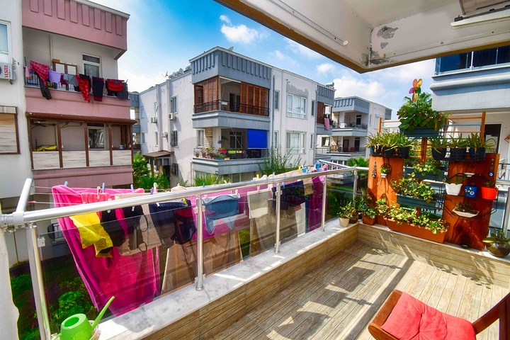 A 3+1 apartment in the Lara Antalya neighborhood 