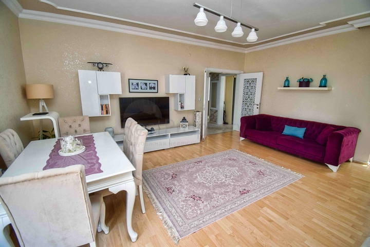 A 3+1 apartment in the Lara Antalya neighborhood 