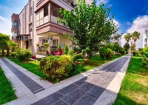 A 3+1 apartment in the Lara Antalya neighborhood 