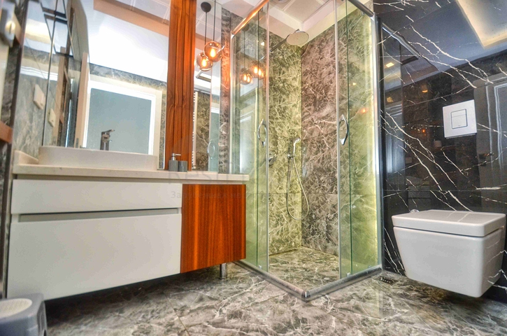 Spacious 4+1 apartment in Uncali - Antalya neighborhood 