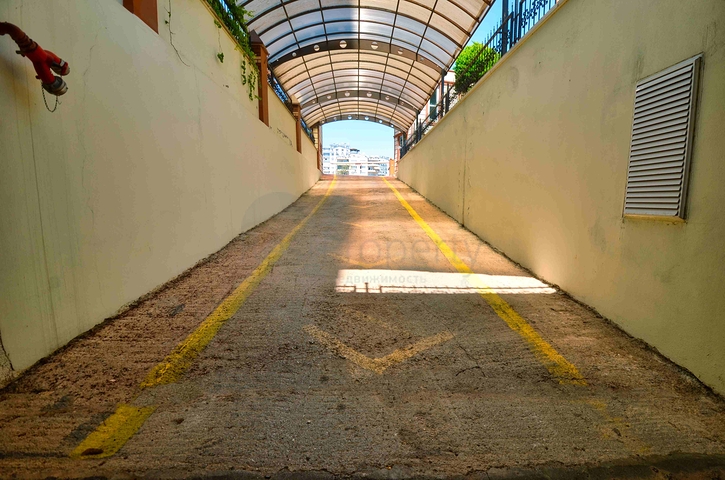 Spacious 4+1 apartment in Uncali - Antalya neighborhood 