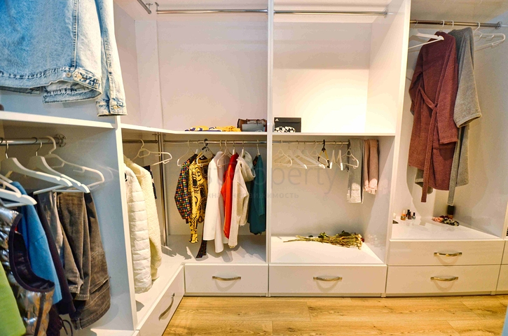 Spacious 4+1 apartment in Uncali - Antalya neighborhood 