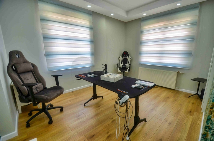 Spacious 4+1 apartment in Uncali - Antalya neighborhood 