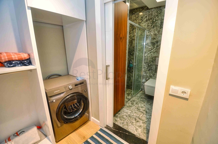 Spacious 4+1 apartment in Uncali - Antalya neighborhood 