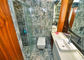 Spacious 4+1 apartment in Uncali - Antalya neighborhood 