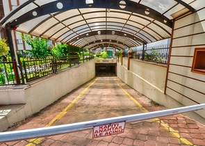 Spacious 4+1 apartment in Uncali - Antalya neighborhood 