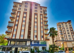 Spacious 4+1 apartment in Uncali - Antalya neighborhood 