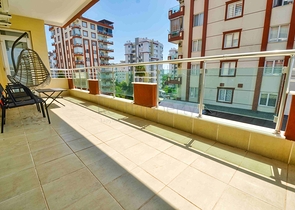 Spacious 4+1 apartment in Uncali - Antalya neighborhood 