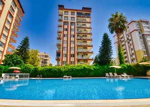 Spacious 4+1 apartment in Uncali - Antalya neighborhood 