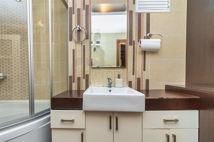 3+1 apartment in the neighborhood of Pynarbashi - Antalya 