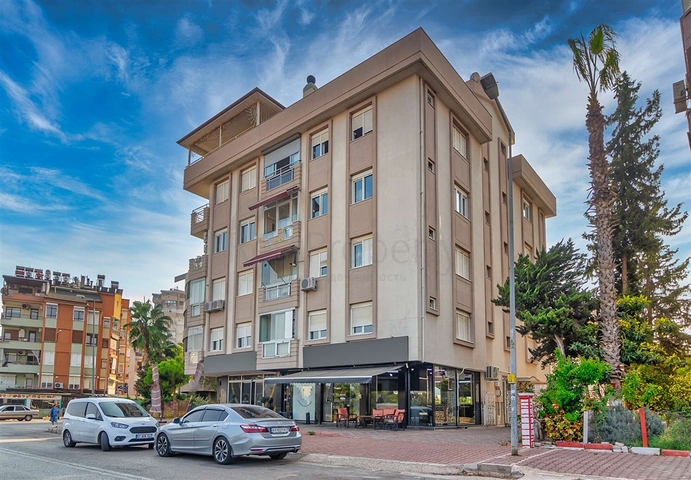 3+1 apartment in the neighborhood of Pynarbashi - Antalya 