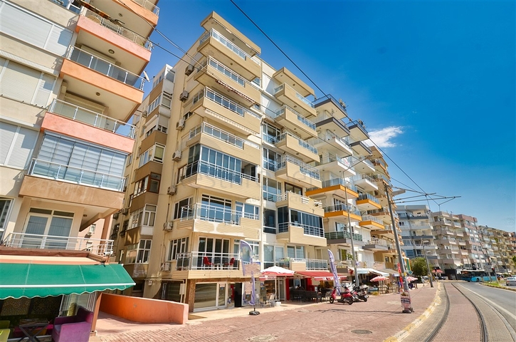 3+1 apartment in Antalya city center 