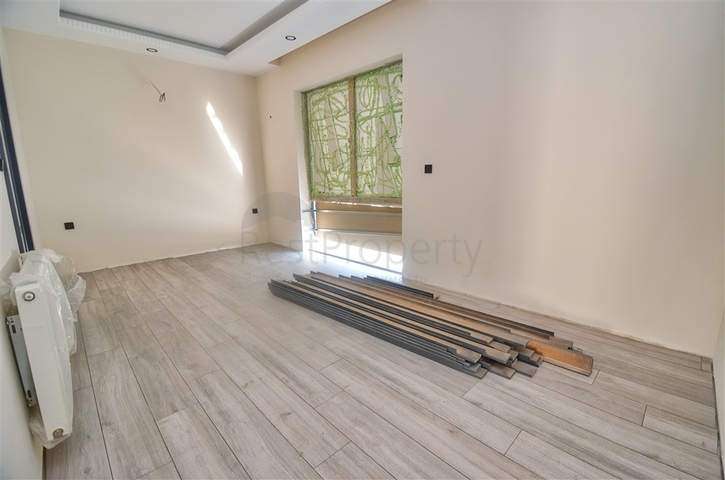 6+1 apartments in Antalya city center 