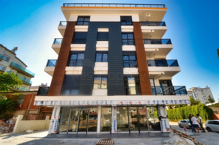 6+1 apartments in Antalya city center 