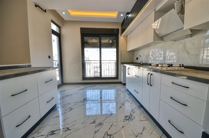 6+1 apartments in Antalya city center 