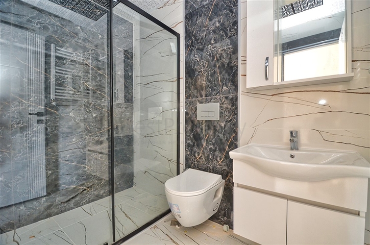 6+1 apartments in Antalya city center 