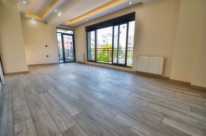 6+1 apartments in Antalya city center 