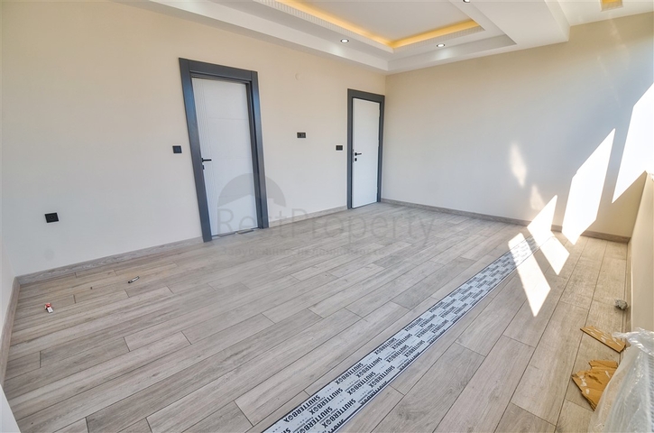 6+1 apartments in Antalya city center 