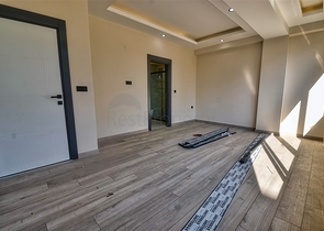 6+1 apartments in Antalya city center 