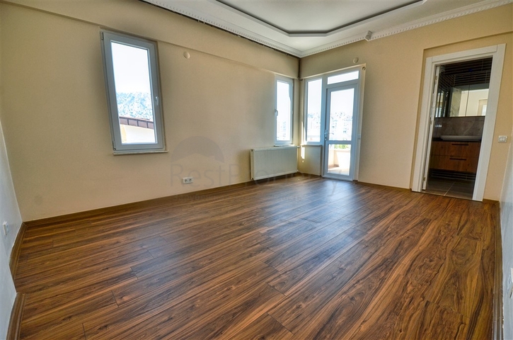 A 3+1 apartment in the Liman - Antalya neighborhood 