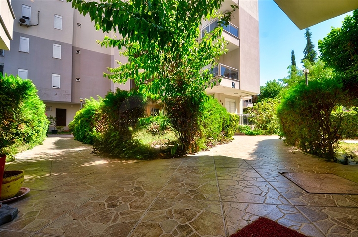 A 3+1 apartment in the Liman - Antalya neighborhood 