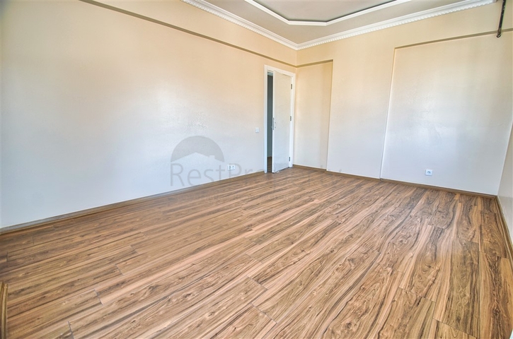 A 3+1 apartment in the Liman - Antalya neighborhood 