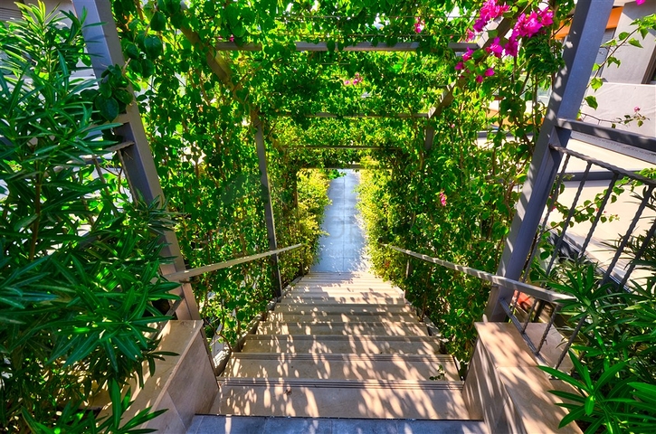 A 4+1 apartment in the Uncali - Antalya neighborhood 