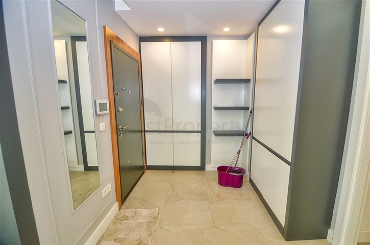 A 4+1 apartment in the Uncali - Antalya neighborhood 