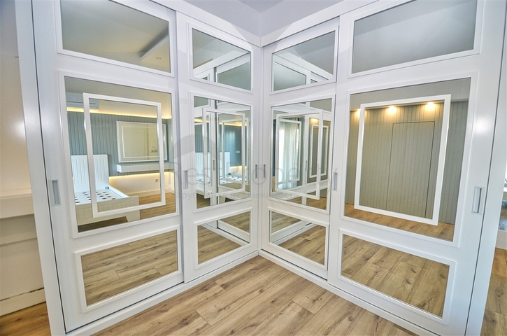 A 4+1 apartment in the Uncali - Antalya neighborhood 