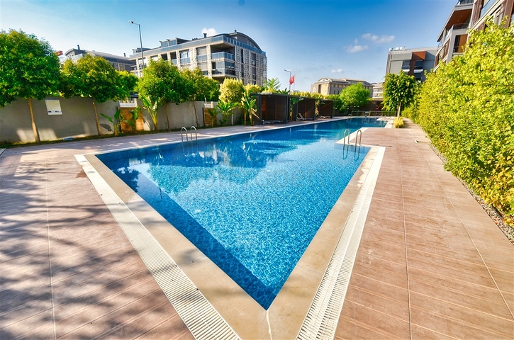 A 4+1 apartment in the Uncali - Antalya neighborhood 