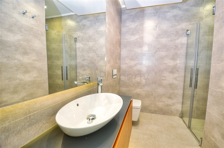 A 4+1 apartment in the Uncali - Antalya neighborhood 