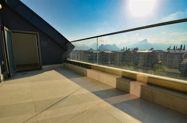 A 4+1 apartment in the Uncali - Antalya neighborhood 