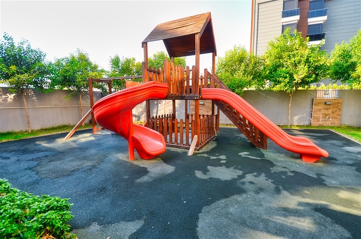 A 4+1 apartment in the Uncali - Antalya neighborhood 